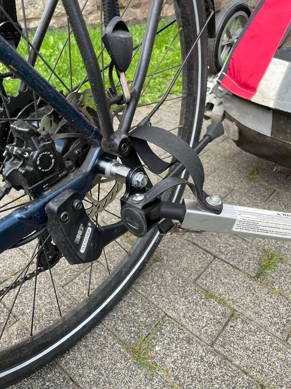 Adaptateur universel pour moteur HYENA-HRN | convient à Thule, Qeridoo, Burley, Prophete, Hamax, Trixie et bien d'autres encore